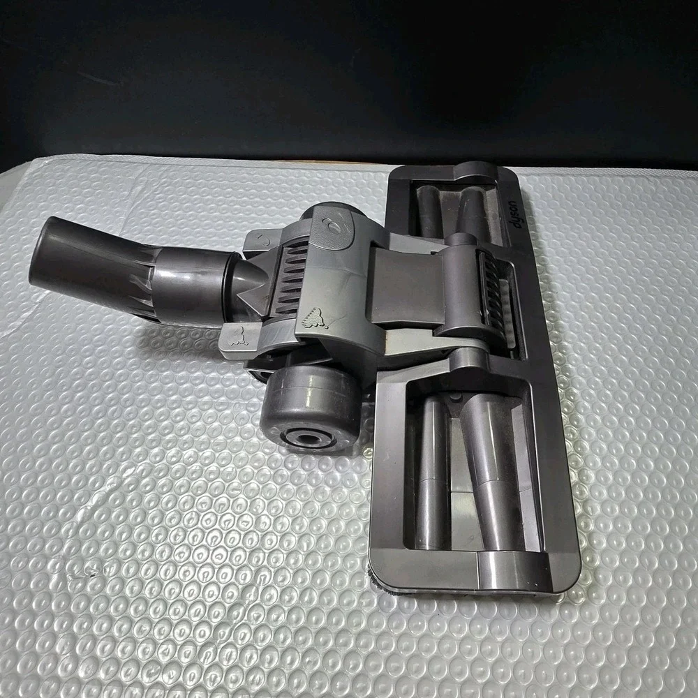 Dyson low reach